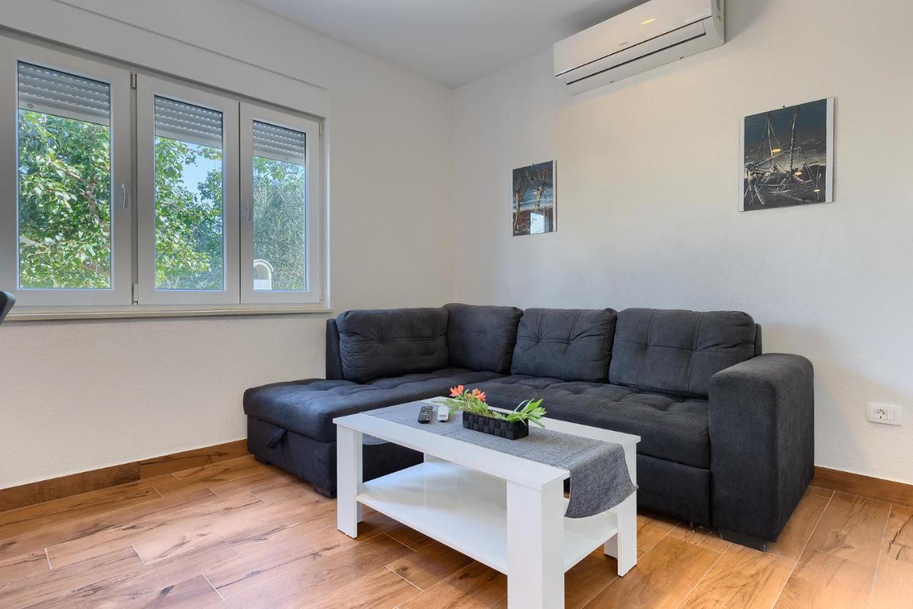 Marčana Holiday House Chill Out Loborika Pula 6 Persons מראה חיצוני תמונה